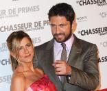 Jennifer Aniston et Gerard Butler lors de l\'avant-première de The Bounty  Hunter, le chasseur de primes, au Gaumont Marignan de Paris  le 28 mars  2010