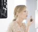 Vanessa Paradis sur le plateau de tournage de la campagne publicitaire Rouge Coco de Chanel