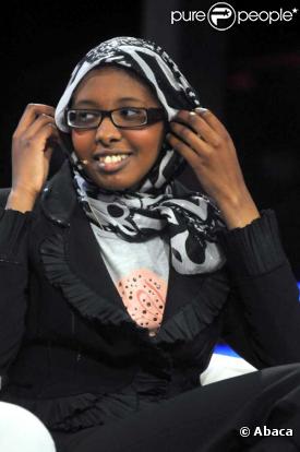 Fadima Abdi Odman sur le plateau de l'émission  Chiambretti Night à Rome