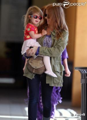 Isla Fisher et sa délicieuse fille Olive à Los Angeles
