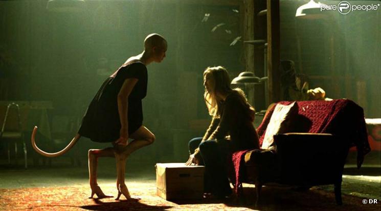 Des images de  Splice , de Vincenzo Natali, en salles en août 2010.