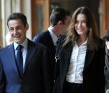 Carla Bruni et Nicolas Sarkozy s'affichent unis lors du second tour des élections régionales en mars 2010 