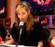 Louise Bourgoin fait la météo lors du 6/9 de NRJ le 12 avril 2010