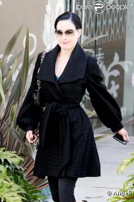 Dita Von Teese sortant de son cours de pilates à Hollywood, le 12 avril 2010