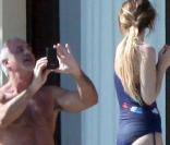 Drew Barrymore profite de ses vacances avec quelques amis à Los Cabos au Mexique au début du mois d'avril 2010 