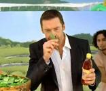 Hugh Jackman et Ana de la Reguera pour Lipton, avril 2010