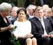 Le 29 avril 2010, la famille royale batave, réunie autour de la reine Beatrix, honorait la mémoire des sept victimes de l'attentat de la Journée de la reine 2009...
