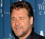 Russell Crowe au Wiesenthal Center pour la remise du prix humanitaire, à Los Angeles le 5 mai 2010