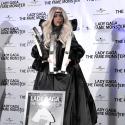 Lady Gaga, en toute simplicité, récupère enfin ses prix !