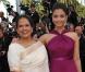 Aishwarya Rai et et sa maman sur le tapis rouge du 63e festival de Cannes. 14/05/2010