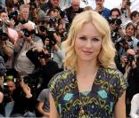 Naomi Watts lors du photocall à Cannes pour You Will Meet A Dark Stranger, le 15 mai 2010