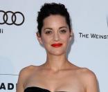 Marion Cotillard à l'occasion du grand gala de l'amfAR, pour la recherche contre le sida, à l'Eden Roc, au Cap d'Antibes, le 20 mai 2010.