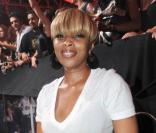 Allessandra Ambrosio lors du concert de Mary J. Blige au VIP Room de Cannes le 22 mai 2010