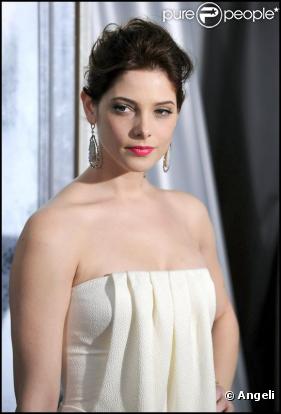 Ashley Greene 