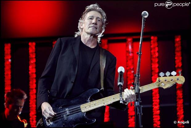Roger Waters annonce un nouvelle tournée autour de l'album  The Wall  des Pink Floyd, à Londres, le 27 mai 2010 !
