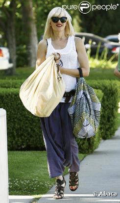 Gwen Stefani en famille à Los Angeles, le 30 mai 2010