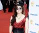 Helena Bonham Carter sur le tapis rouge des Baftas à Londres pour les récompenses des oeuvres télévisées britanniques le 6 juin 2010