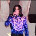 Michael Jackson : Le Docteur Murray peut toujours exercer et son père... accuse la mère de MJ d'être responsable de sa mort !