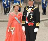 Samedi 19 juin 2010 : Le mariage de la princesse Victoria de Suède et de Daniel Westling, apothéose de leur conte de fées, a été béni par un incroyable cortège de royaux. Le roi Harald et kla reine Sonja de Norvège. 