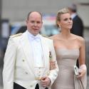 Mariage de Victoria de Suède, tous les invités de la noce féérique : Albert de Monaco et Charlene lumineux, Rania éblouissante...