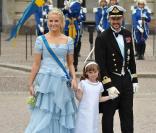 Samedi 19 juin 2010 : Le mariage de la princesse Victoria de Suède et de Daniel Westling, apothéose de leur conte de fées, a été béni par un incroyable cortège de royaux. Le couple héritier de Norvège. 