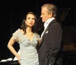 Francis Huster et Lisa Masker lors du filage de la pièce Sacha le magnifique au théâtre de la Gaîté-Montparnasse le 21 juin 2010