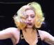 Lady Gaga, perchée sur ses talons, victime d'une chute ridicule... Cela devait arriver !