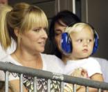 Gavin Rossdale donne un concert avec son groupe Bush : pour l'occasion, Gwen Stefani et leurs deux enfants ont fait le déplacement, samedi 26 juin, au festival Taste of Chicago, pour l'applaudir.