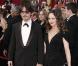 Vanessa en Chanel Haute Couture et bijoux Chanel, et Johnny en Giorgio Armani... Un couple au summum de l'élégance lors de la 80e cérémonie des Oscars à Los Angeles, le 24 février 2008 