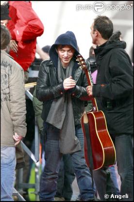 Raphaël dans un remake de Singin' in the rain ?
