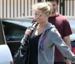 Jessica Simpson a décidé de se mettre à la gym pour retrouver sa ligne le 30 juin 2010, à presque 30 ans, l'heure est grave !   