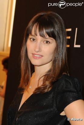 Marie Gillain lors du défilé Elie Saab au Théâtre National de Chaillot à Paris, le 7 juillet 2010 