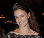 Nadia Farès lors du défilé de Zuhair Murad à Paris, le 7 juillet 2010