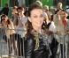 Leighton arrivant au défilé Chanel Haute Couture à Paris