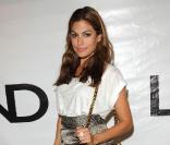 Eva Mendes lors de la soirée Nomadic Division 1st Annual Benefit, qui avait lieu au Sunset Tower Hotel à Los Angeles, le 15 juillet 2010 