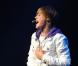 Justin Bieber se produit, mardi 20 juillet, sur la scène du Nokia Theatre de Los Angeles, devant plus de 7 000 fans.