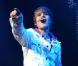 Justin Bieber se produit, mardi 20 juillet, sur la scène du Nokia Theatre de Los Angeles, devant plus de 7 000 fans.