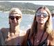 Paris Hilton et sa soeur Nicky se pavanent sur la plage de Pampelone, à Saint-Tropez, le 24 juillet 2010.