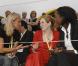 Cécile de Ménibus papote avec Nathalie Kosciusko-Morizet et Rama Yade... au lieu de regarder l'exploit de Contador !