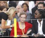 Cécile de Ménibus, NKM et Rama Yade à l'arrivée du Tour de France sur les Champs-Elysées (25 juillet 2010)