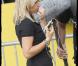 Cécile de Ménibus à l'arrivée du Tour de France sur les Champs-Elysées (25 juillet 2010)