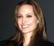 Angelina Jolie, vraiment très en beauté pour la promotion de  Salt .