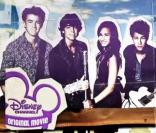Making-of du film  Camp Rock 2 , diffusé sur Disney Channel France, le 14 septembre 2010.