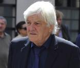Jacques Perrin aux obsèques de Bruno Cremer, en l\'église Saint-Thomas d\'Aquin, dans le VIIe arrondissement de Paris, le 13 août 2010.