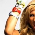 Kesha : Suivez la chanteuse dans les coulisses de son shooting et de ses concerts !