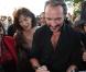 Jean Dujardin précédant Anne Alvaro lors de l'ouverture du festival du film francophone d'Angoulême le 25 août 2010