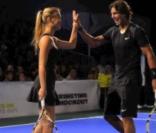 Lors de l'événement Nike Primetime Knockout, dévoilant, le 25 août 2010 à New York, les tenues de l'équipementier pour l'US Open, Bradley Cooper et Bar Refaeli ont été mis à contribution avec Nadal, Federer, Azarenka, McEnroe, Sharapova...