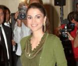 La reine Rania de Jordanie, une beauté à l'élégance rare, qui apporte un souffle glamour au monde la politique internationale.