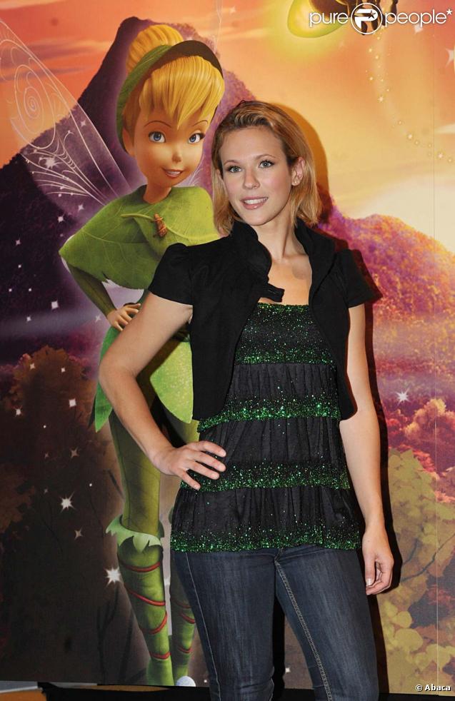 Lorie à l'avant-première de  Clochette et la pierre de lune , à Eurodisney, le 25 octobre 2009