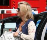 Jeudi 2 septembre, Geri Halliwell quitte son appartement londonien, le sourire aux lèvres...